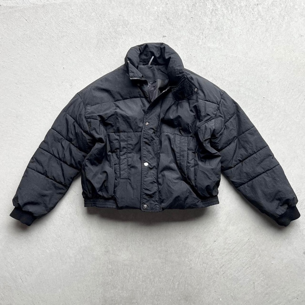 free people black puffer jacket 🧸